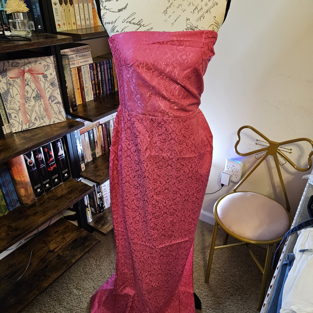 Vici x Fate Strapless Pink Jacquard Gown